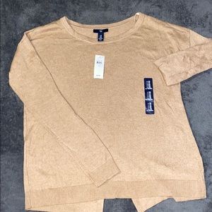 Gap sweater